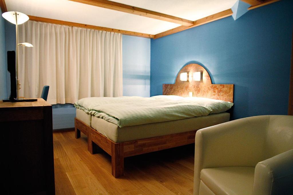 לנגנאו Hotel Hirschen חדר תמונה