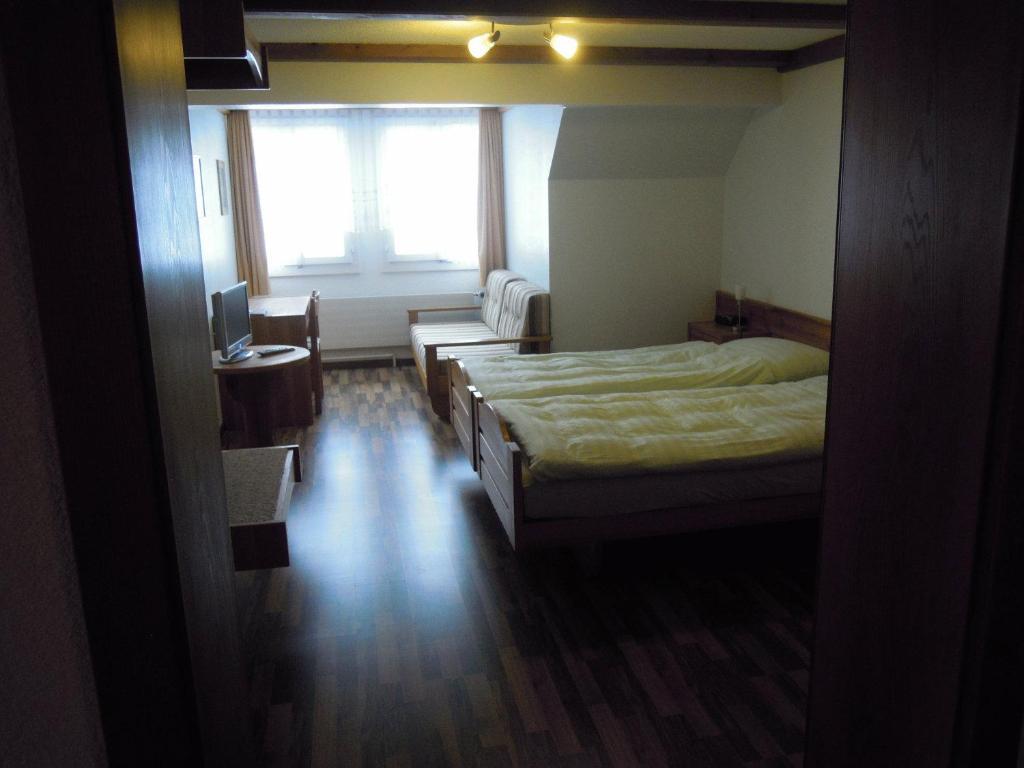 לנגנאו Hotel Hirschen מראה חיצוני תמונה